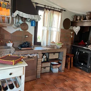 https://la-casina-di-simo.it-tuscanyhotel.com